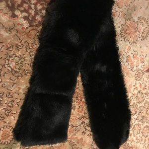 Warm faux fur scarf
